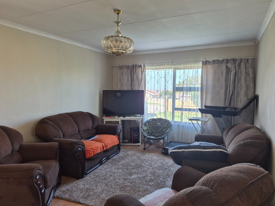 3 Bedroom Property for Sale in Kwadwesi Eastern Cape